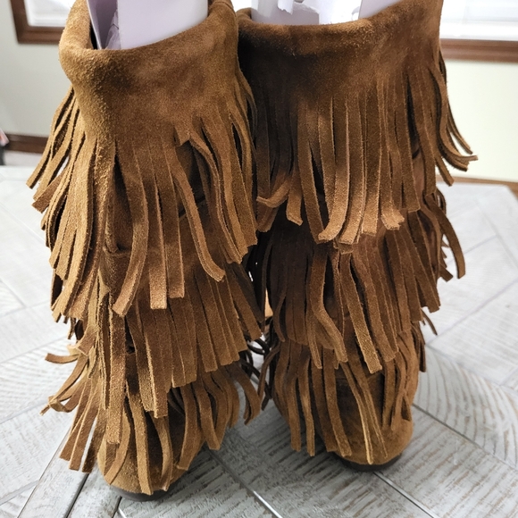 Minnetonka Calf-High Boots 3-Layer Fringe Genuine Brown Suede Women's Size 9 - Picture 5 of 6